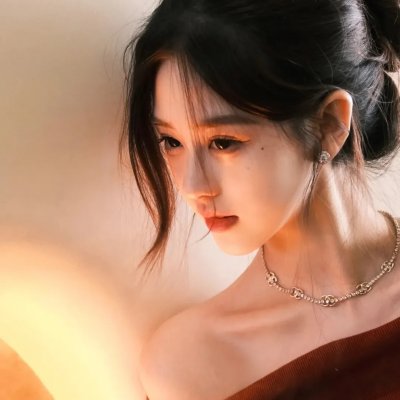白色诅咒封面