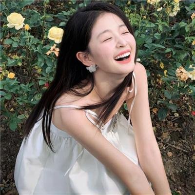 名模迷踪封面